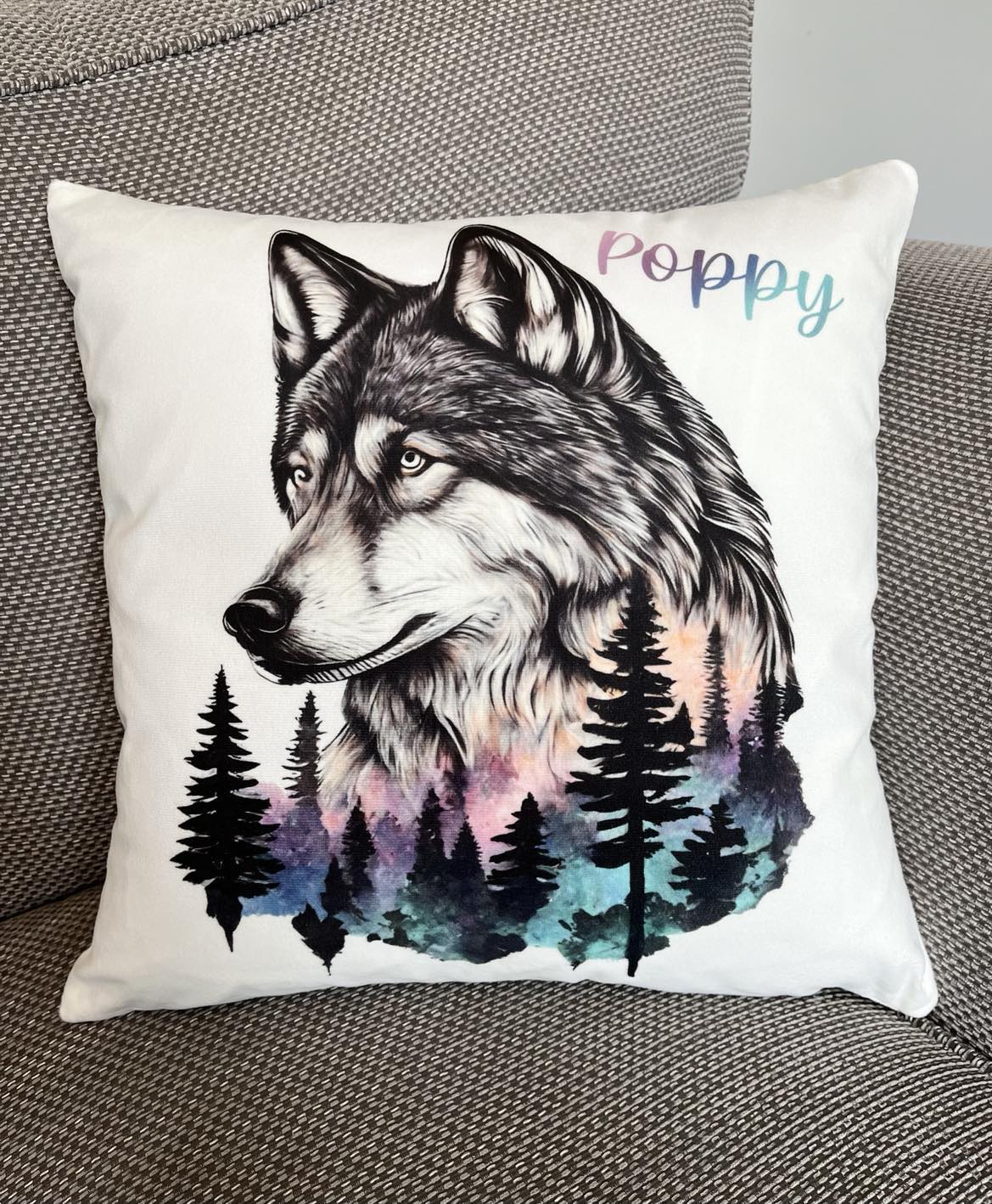 Wolf Cushion